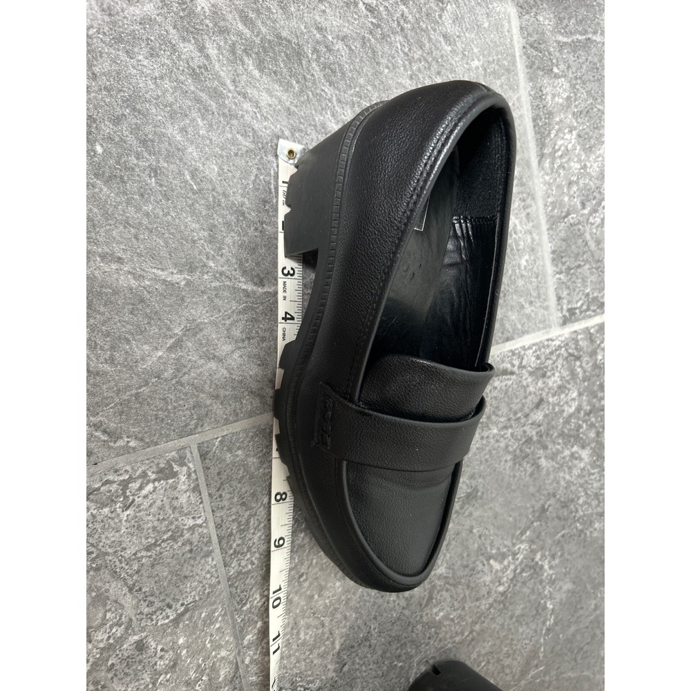DV Dolce Vita Neeka Lug Sole Platform Loafer Size 7.5 Black Faux Leather Fall - Picture 11 of 12
